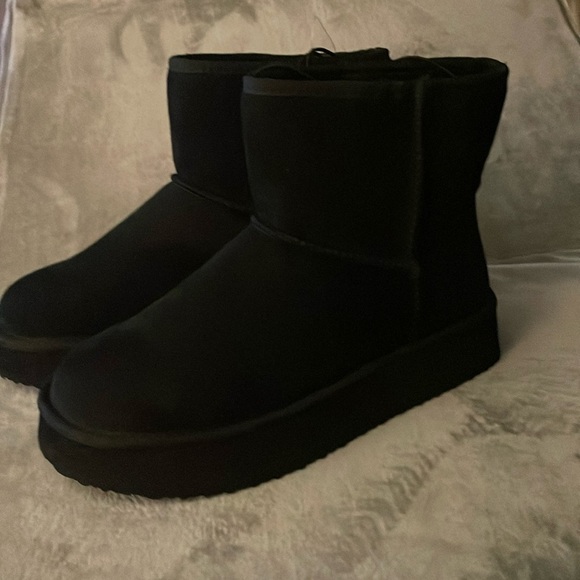 Arizona Jean Co Womens Ruthie Platform Flat Heel Winter Boots Size 9 NWT - Picture 9 of 9